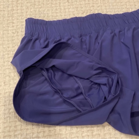 Victoria Secret Sport Short - Picture 2 of 2